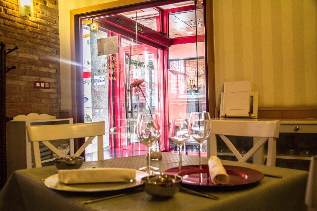 Hotel Villa De Zaragoza Casetas エクステリア 写真