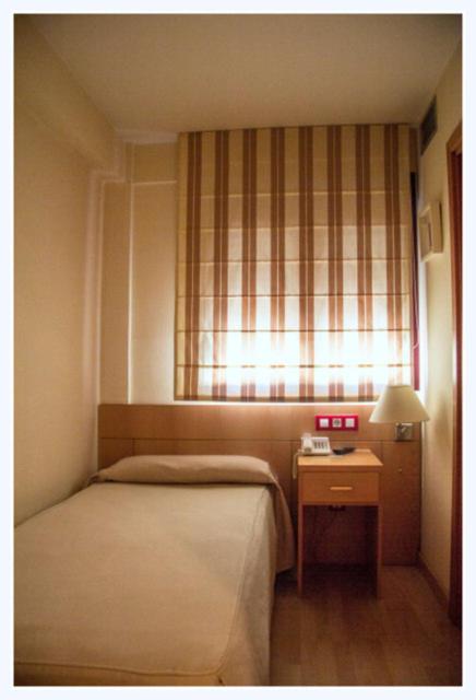 Hotel Villa De Zaragoza Casetas 部屋 写真